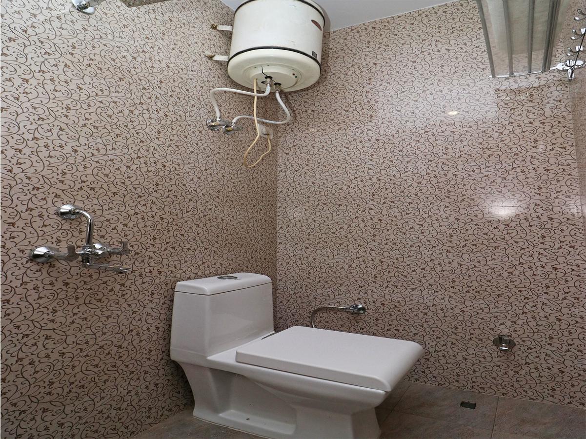 Oyo 11593 Hotel Aman Guest House New Delhi Eksteriør bilde