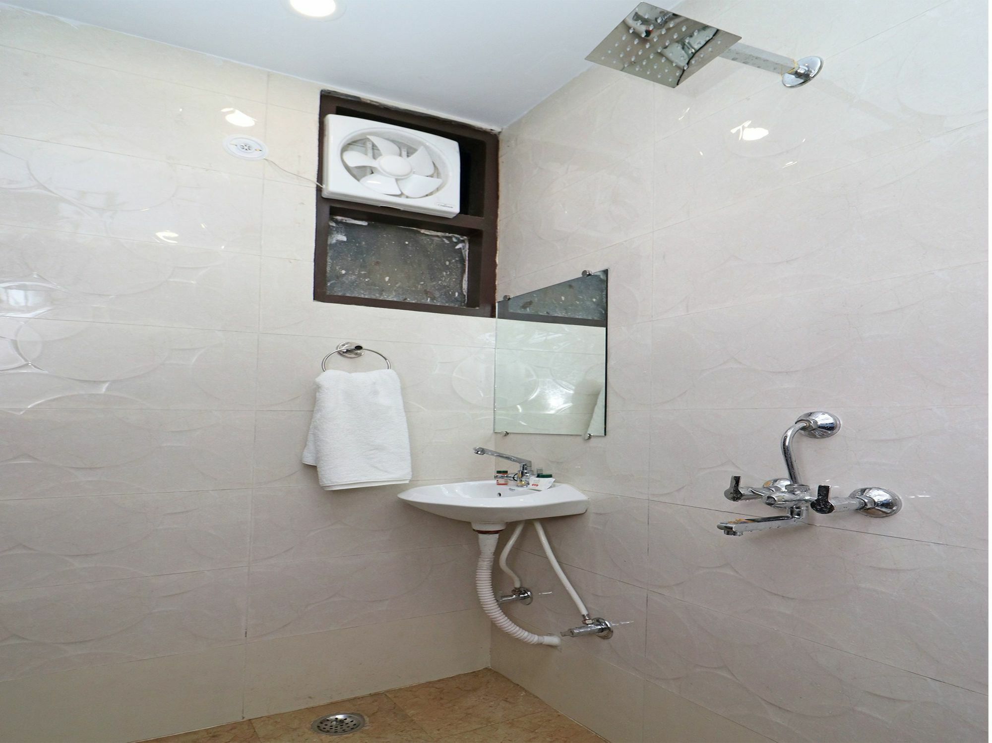 Oyo 11593 Hotel Aman Guest House New Delhi Eksteriør bilde