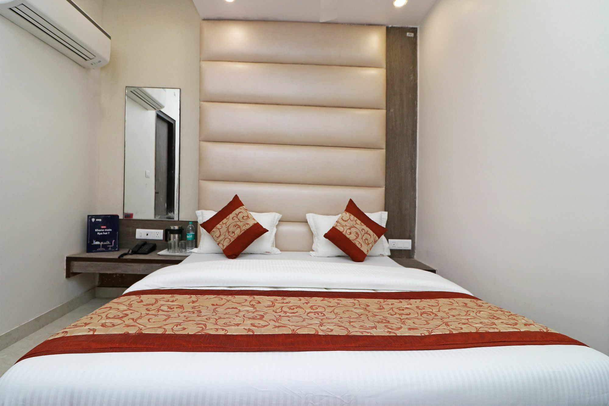 Oyo 11593 Hotel Aman Guest House New Delhi Eksteriør bilde